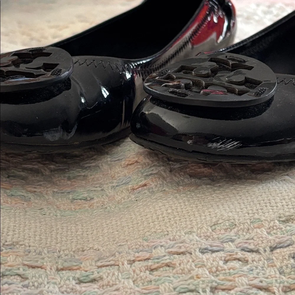 Tory Burch glossy black patent Reva ballet flats sz 8.5 w/box - Picture 7 of 8